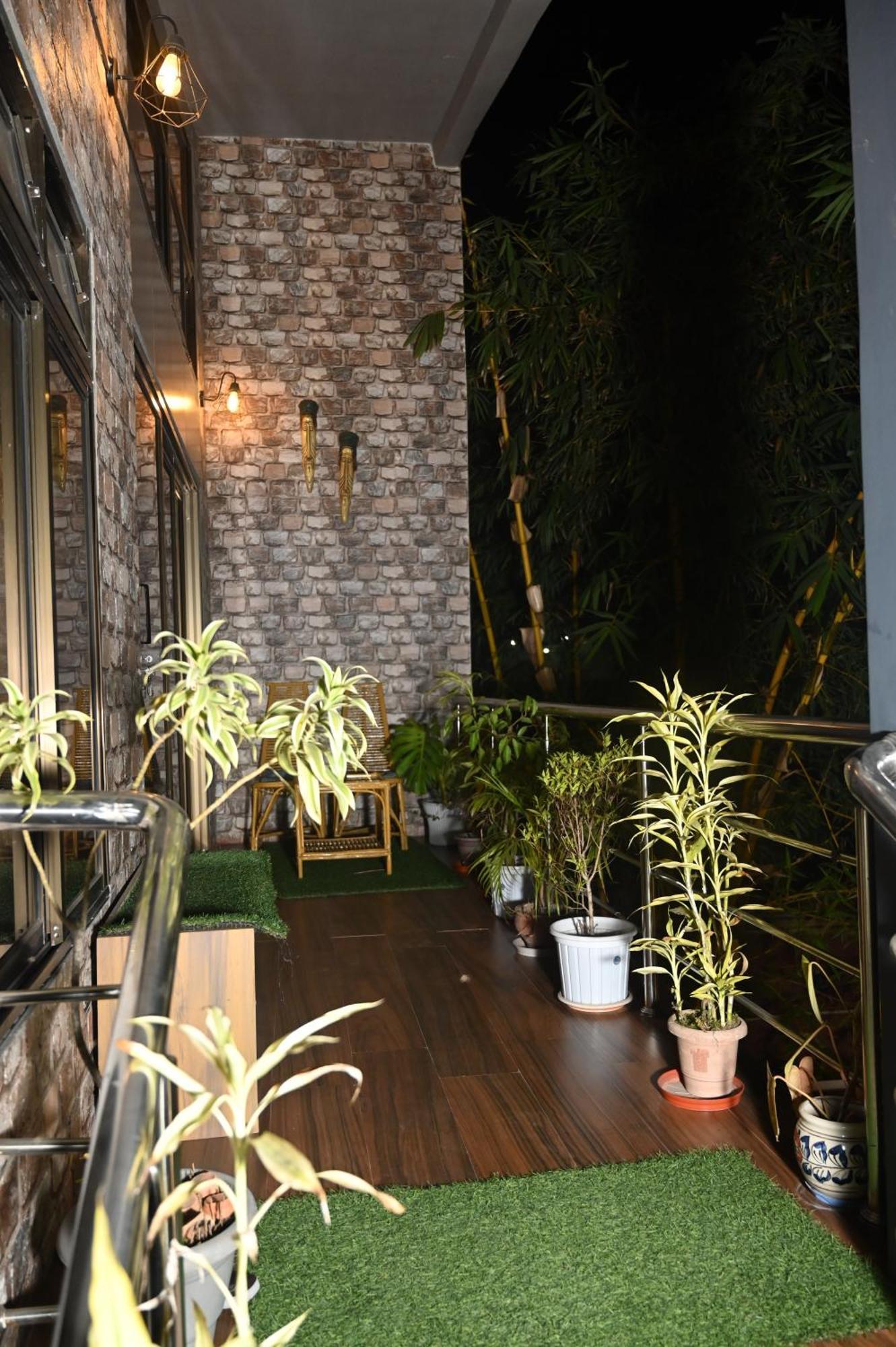 The Cabin By The Bayou Bed and Breakfast Guwahati Exterior foto